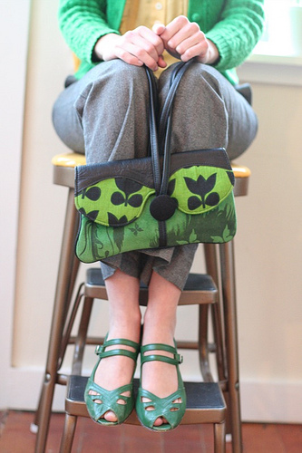 mcrbgreenpurseext mcrbgreenpurseext