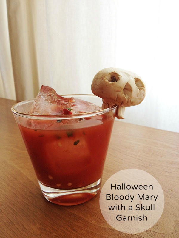 Halloween-Killer-Bloody-Mary-with-Skull-Garnish